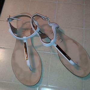 Calvin Klein Size 9.5 Thong Sandals EUC